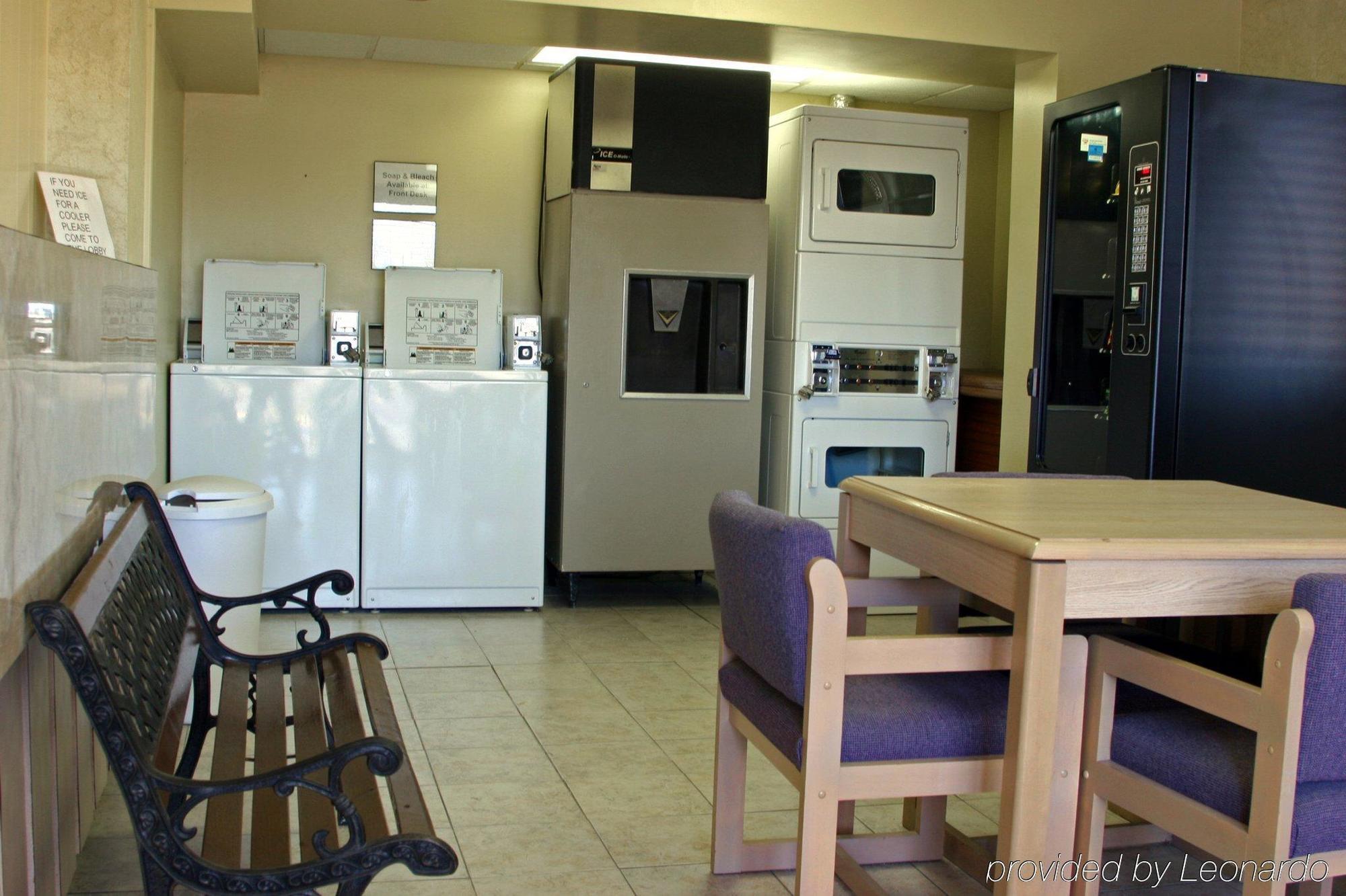 Motel 6 Marion Ar Facilities photo